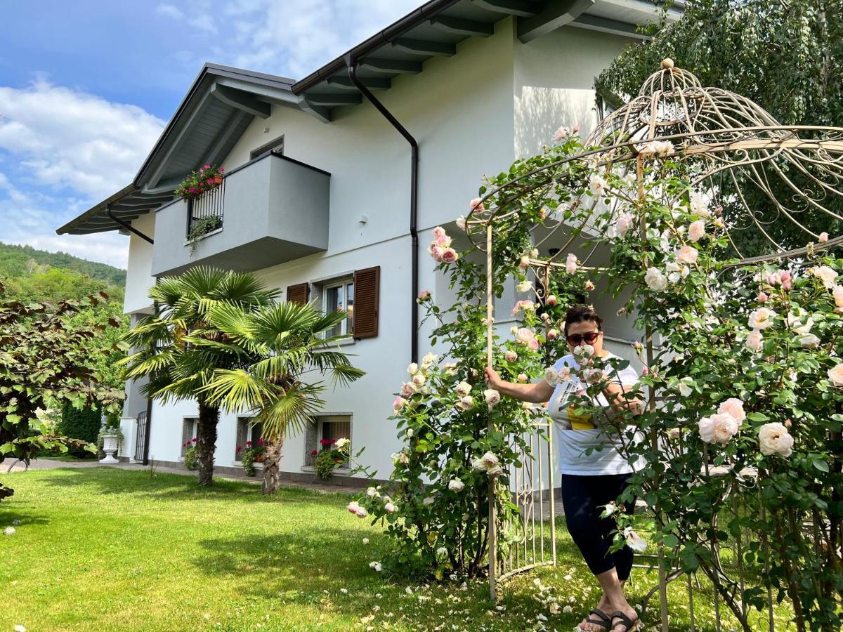 La Finestra Sul Giardino - B&B Cavedine Buitenkant foto