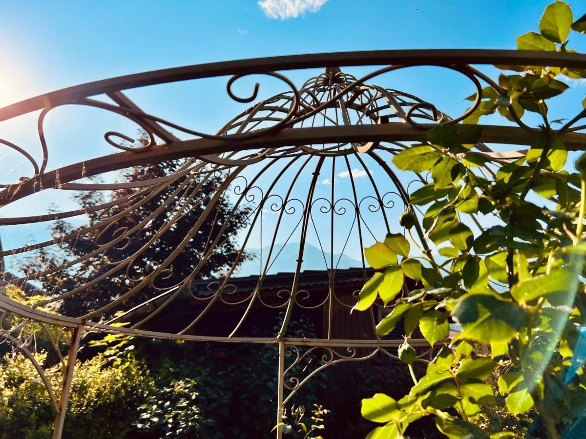 La Finestra Sul Giardino - B&B Cavedine Buitenkant foto